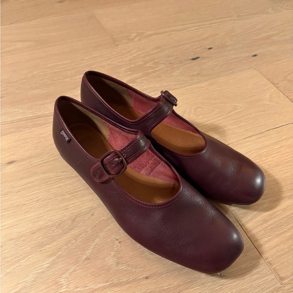 Camper Casi Myra Mary Jane’s - Picture 4 of 7